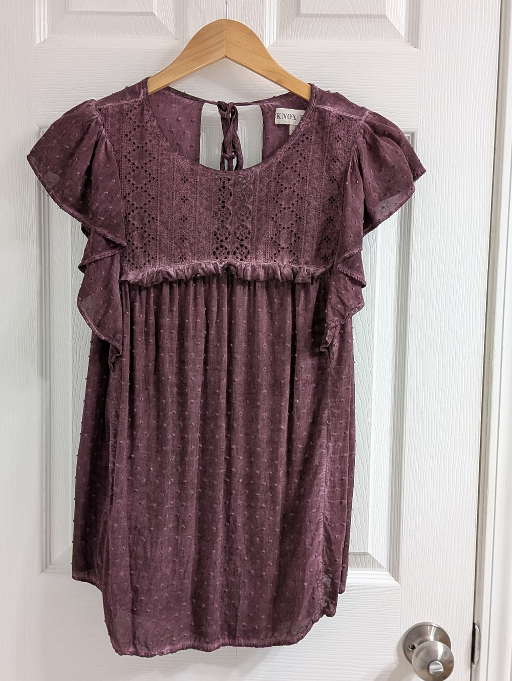 Knox Rose Boho Peasant Blouse Medium EUC Purple Plum Flutter Sleeves Swiss Dot